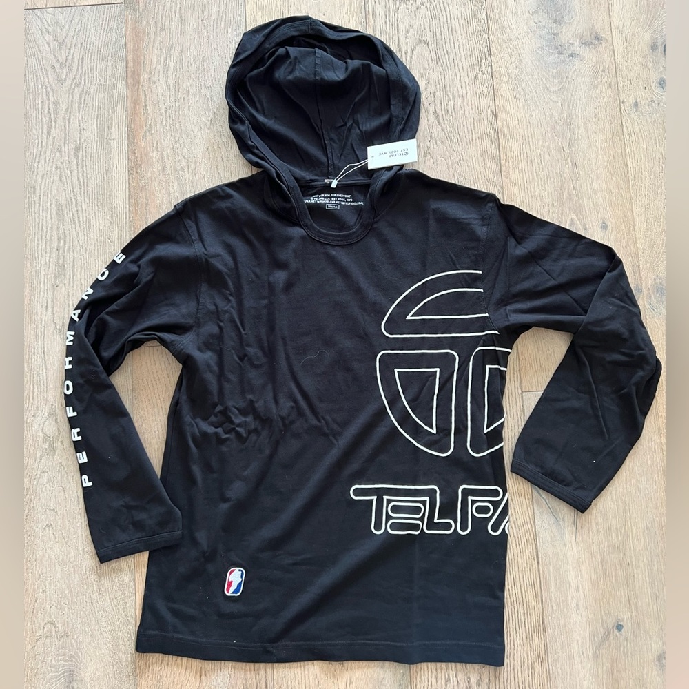 Telfar Hoodie T in Black